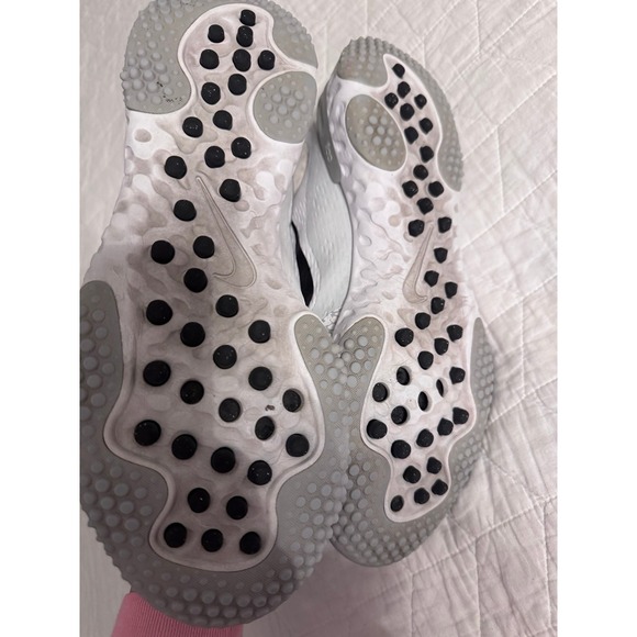 Nike turf, baseball shoes, size men's 10 1/2, 10.5 turf cleates - Picture 2 of 7